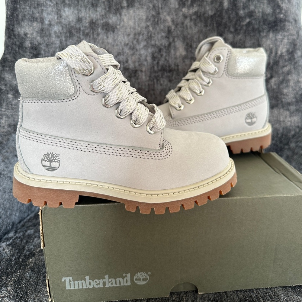🆕 Girls Timberland Premium Waterproof 6in Boot- size 10 toddler sparkly silver
